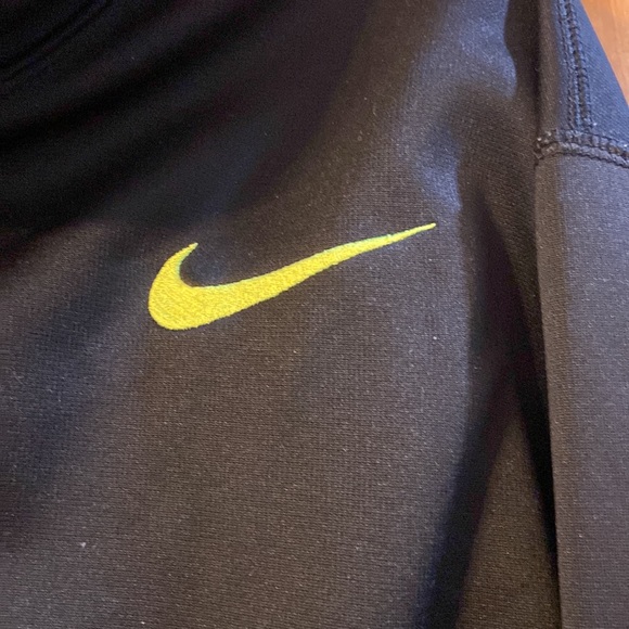 NIKE THERMA FIT HOODIE LARGE BLACK AND NEON YELLOW/GREEN - Picture 4 of 4